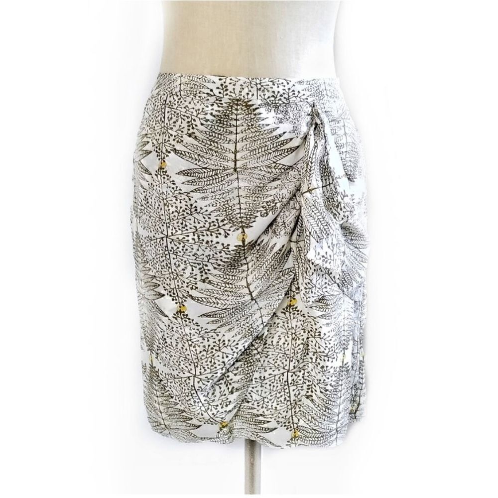 MCGINN FERN PRINT WATERFALL FRONT SKIRT SIZE 6